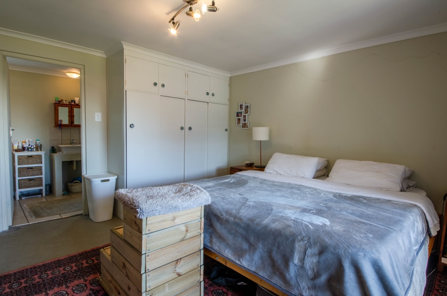4 Bedroom Property for Sale in Pringle Bay Western Cape
